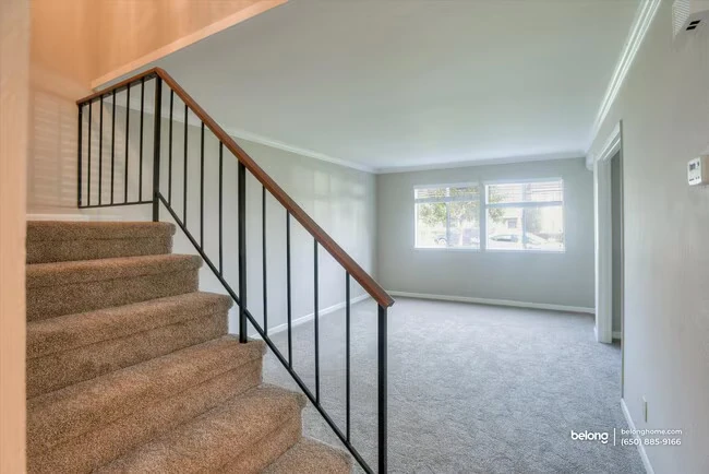 768 Comet Dr Foster City, CA 94404 photo 5