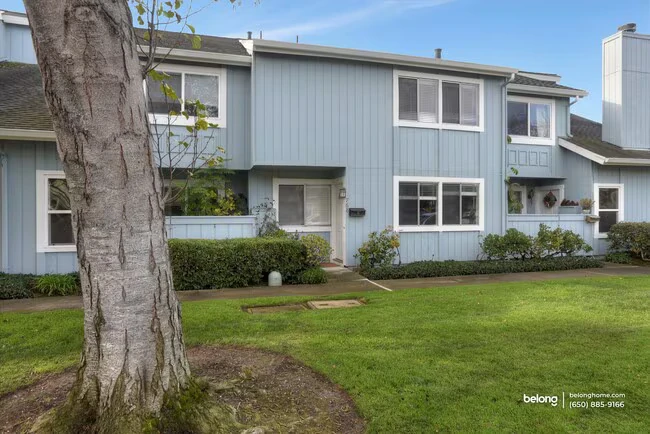 768 Comet Dr Foster City, CA 94404 photo 2
