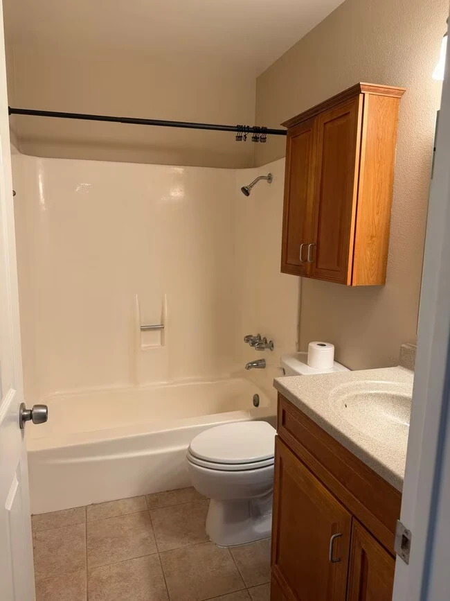 2313 Caminito Estero San Diego, CA 92107 photo 4