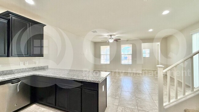 2282 S Deerfield Ln Gilbert, AZ 85295 photo 4