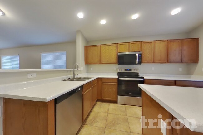 3624 S 71st Dr Phoenix, AZ 85043 photo 4