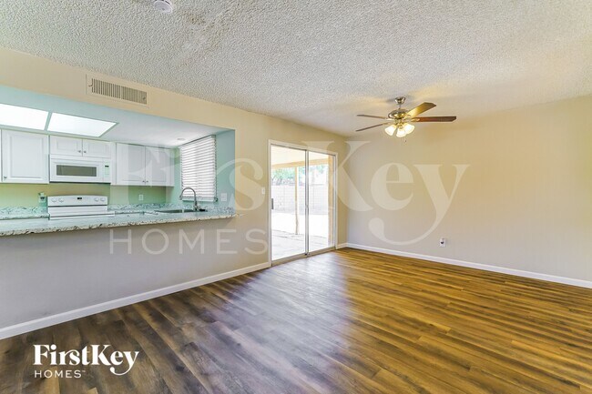 171 W Jasper Dr Chandler, AZ 85225 photo 4