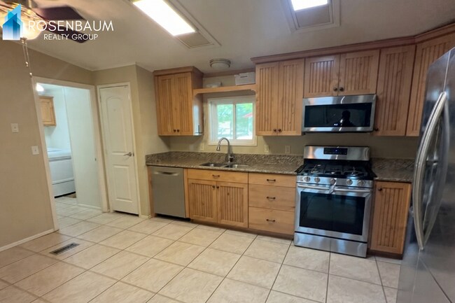 10644 W Rosemead Dr Casa Grande, AZ 85194 photo 2