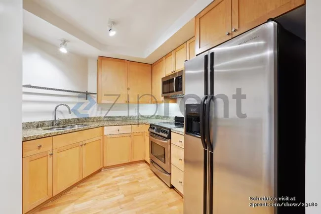 Unit 241 photo 2