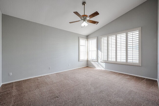 1790 W Hawk Way Chandler, AZ 85286 photo 3