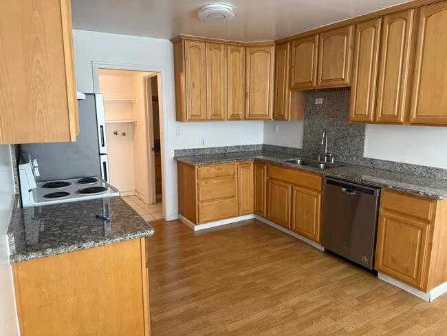 1213 W Washington Ave Sunnyvale, CA 94086 photo 5