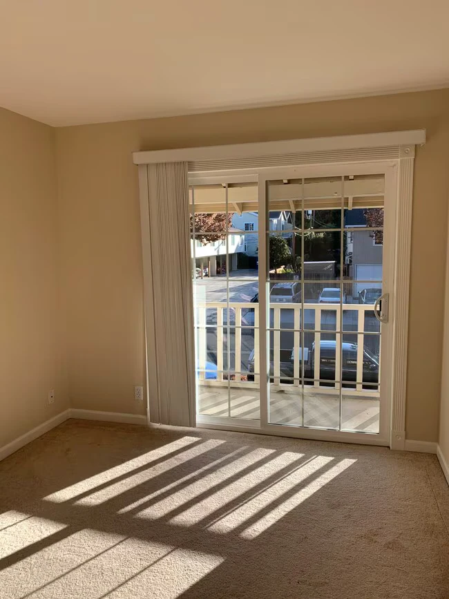 1213 W Washington Ave Sunnyvale, CA 94086 photo 3