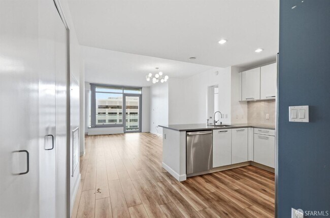 1 Hawthorne St San Francisco, CA 94105 photo 4