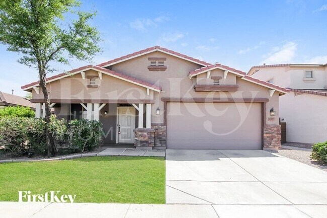 17577 W Buchanan St photo 2
