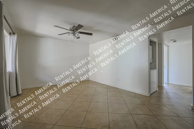 1014 E Spence Ave Tempe, AZ 85281 photo 3