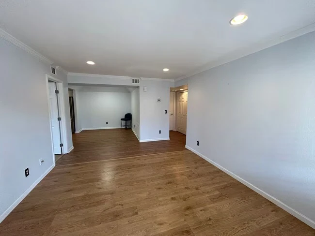818 S WESTWOOD MESA, AZ 85210 photo 3