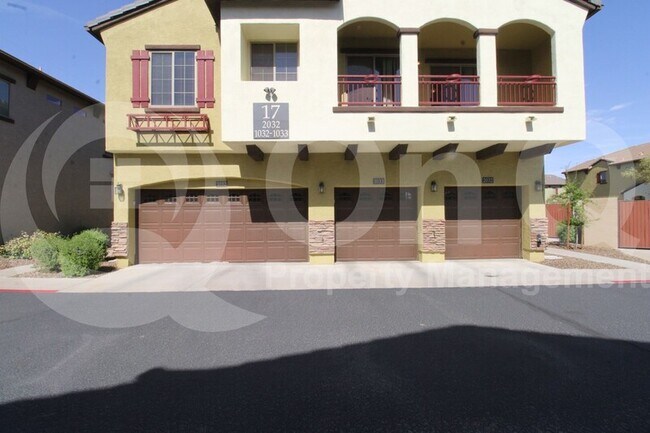 2725 E Mine Creek Rd Phoenix, AZ 85024 photo 3
