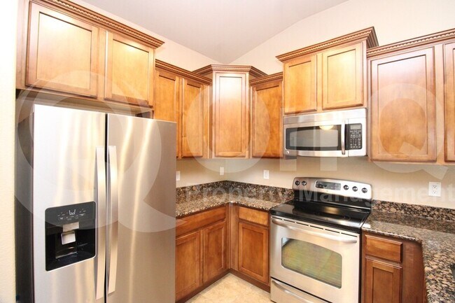 2725 E Mine Creek Rd Phoenix, AZ 85024 photo 4