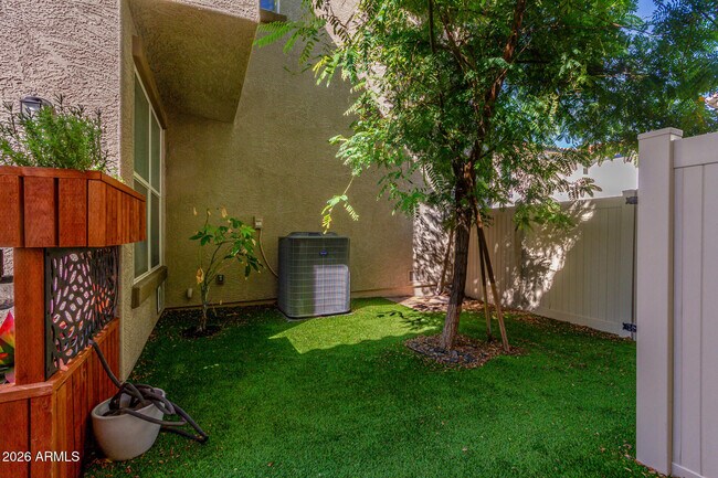29380 N 122nd Glen Peoria, AZ 85383 photo 3