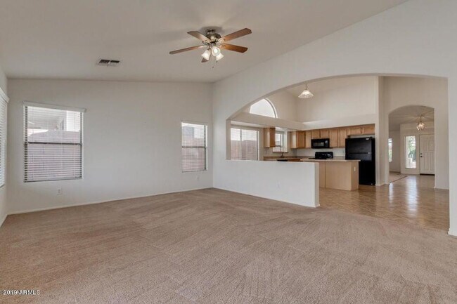42376 W Chisholm Dr Maricopa, AZ 85138 photo 5