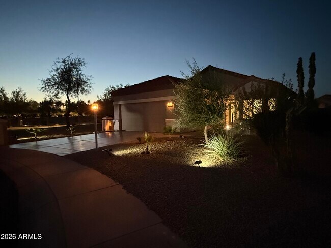15876 W Alpine Ridge Dr Sun City, AZ 85374 photo 4