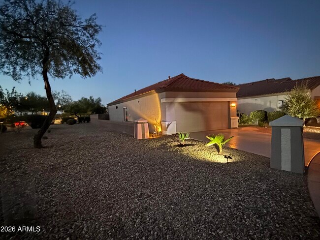 15876 W Alpine Ridge Dr Sun City, AZ 85374 photo 3