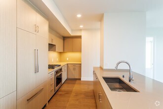 2 Bedroom B 2209 floor plan