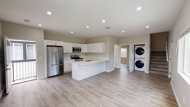4862 Art St San Diego, CA 92115 photo 5