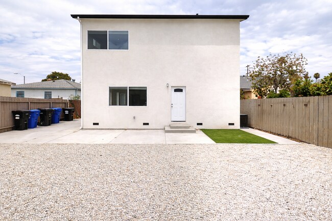 4862 Art St San Diego, CA 92115