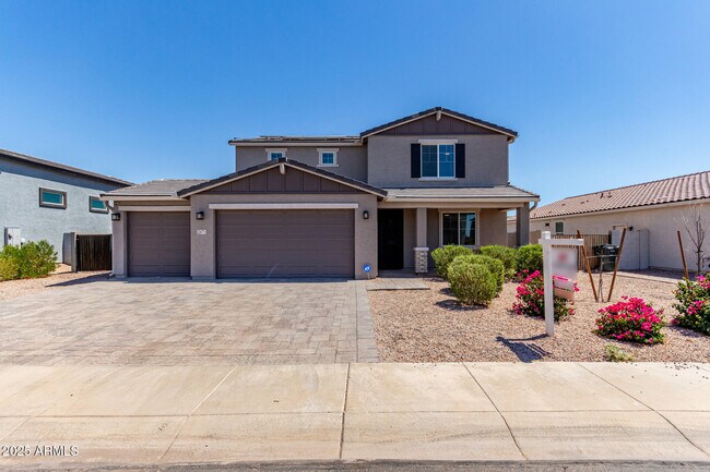 2071 E Piedmont Pl