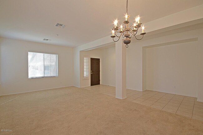 41440 N Bent Creek Way Phoenix, AZ 85086 photo 4