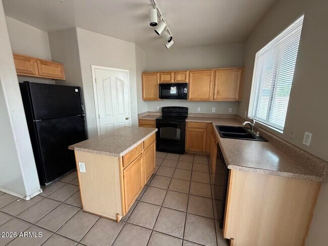 12200 West Cocopah St Avondale, AZ 85323 photo 4