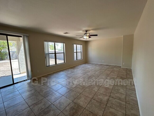 3911 S 100th Glen Tolleson, AZ 85353 photo 5