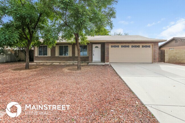 7619 W Hope Dr photo 3