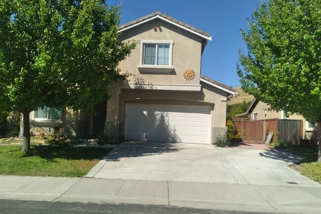 3891 Danbury Way photo 2