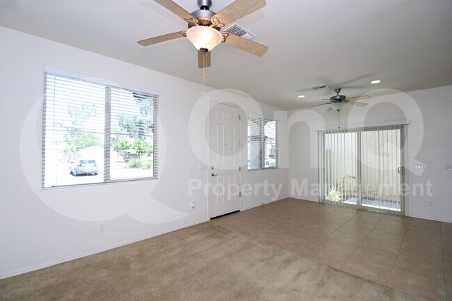 2614 N 73rd Dr Phoenix, AZ 85035 photo 5