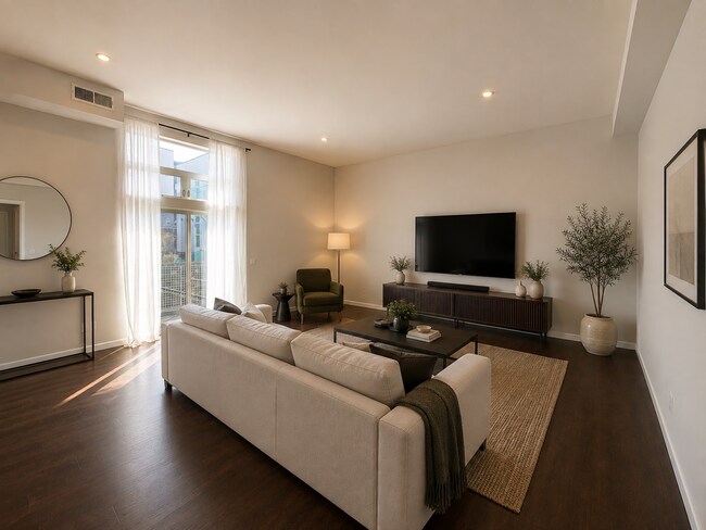 989 Sigsbee St San Diego, CA 92113