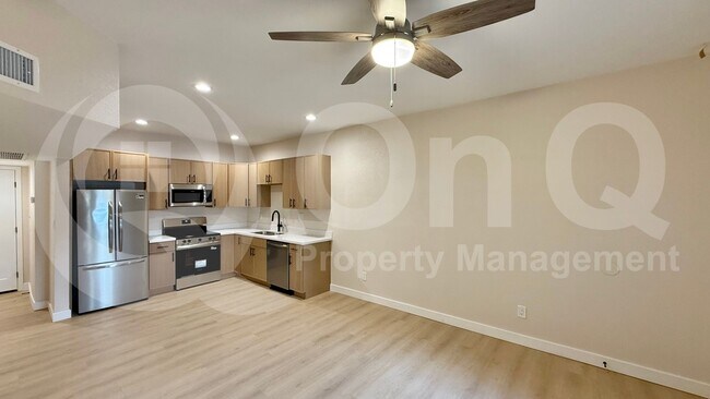 1126 W Elliot Rd Chandler, AZ 85224 photo 3