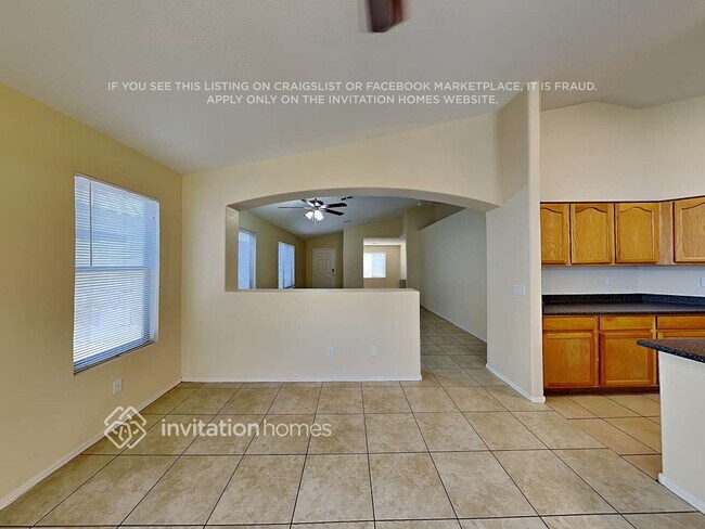 8609 W Mission Ln Peoria, AZ 85345 photo 5