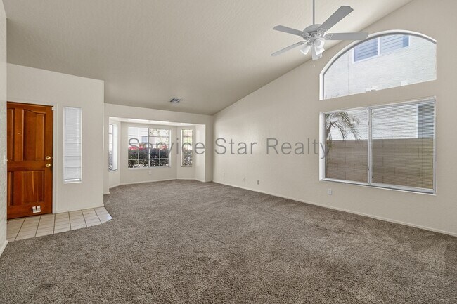 9409 S 51st St Phoenix, AZ 85044 photo 4