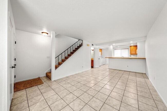 1539 Gustavo St El Cajon, CA 92019 photo 2