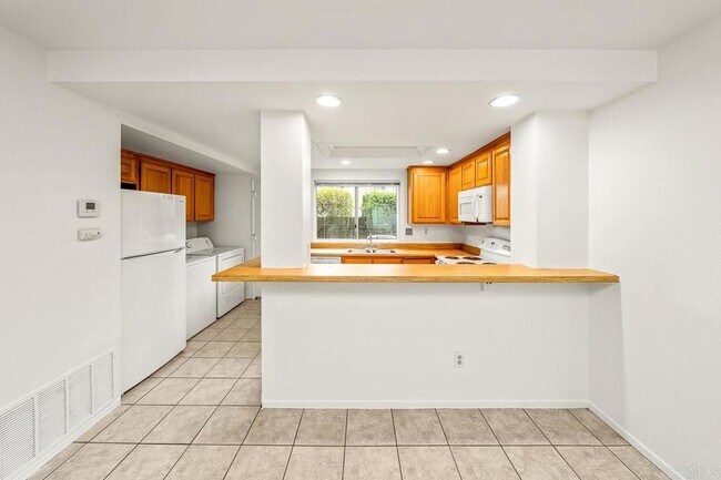 1539 Gustavo St El Cajon, CA 92019 photo 4