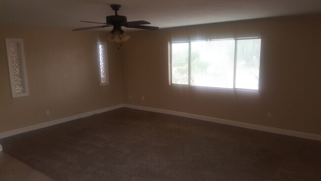 1172 E Cordova Ave Casa Grande, AZ 85122 photo 4