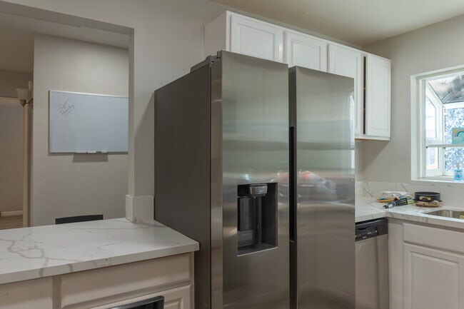 5121 Tipton St San Diego, CA 92115 photo 5