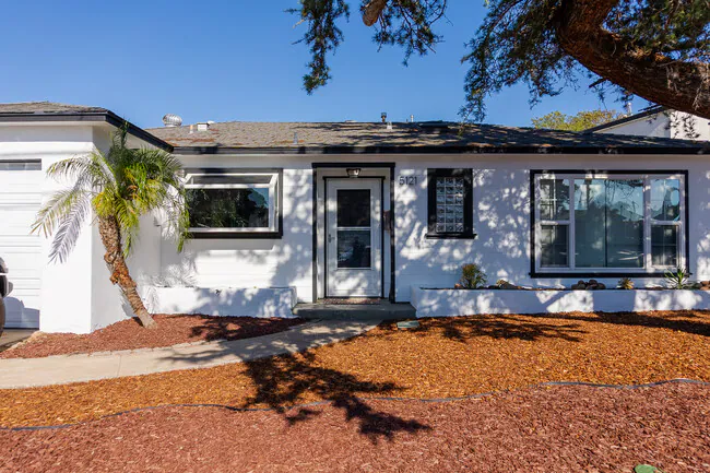 5121 Tipton St San Diego, CA 92115