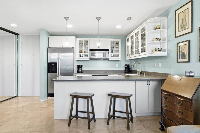 3050 Rue D’Orleans San Diego, CA 92110 photo 3