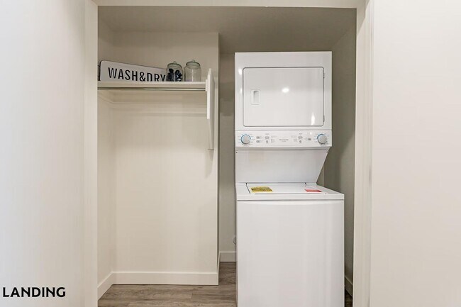 1760 S Crismon Rd Mesa, AZ 85209 photo 3
