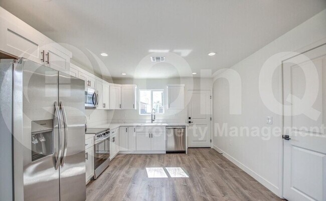 1315 W Cocopah St Phoenix, AZ 85007 photo 4