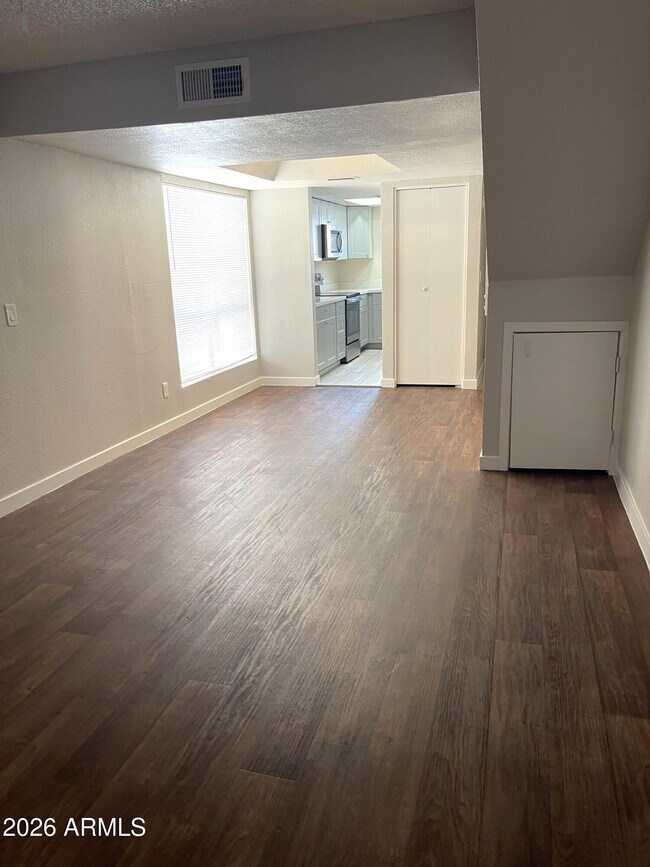 1215 E Lemon St Tempe, AZ 85281 photo 5
