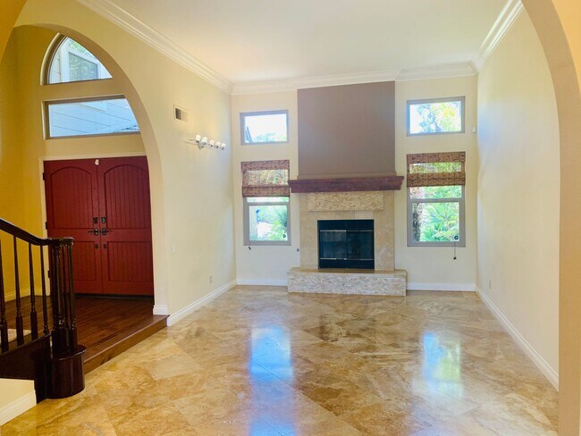 4437 Mensha Pl San Diego, CA 92130 photo 4