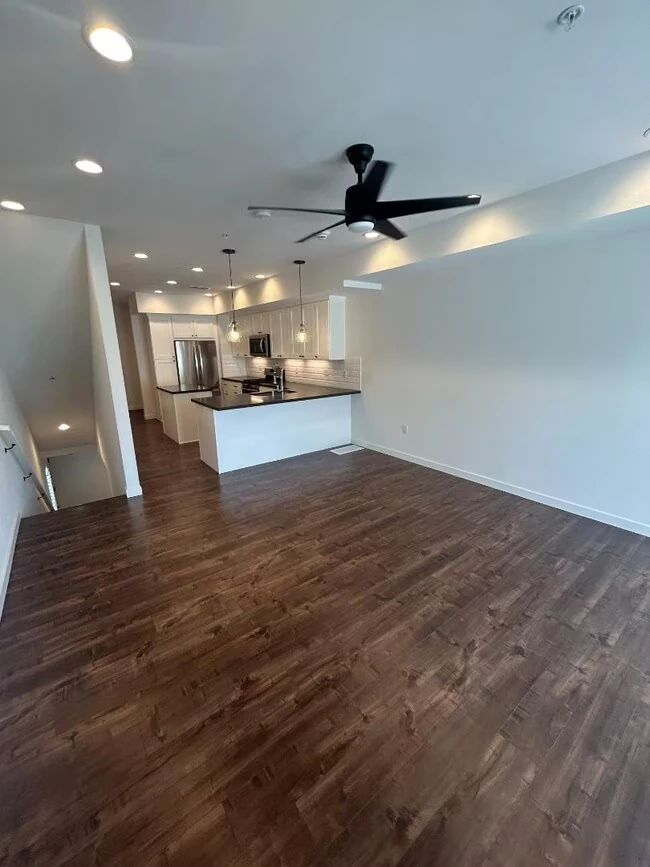 4100 Voltaire St San Diego, CA 92107 photo 4