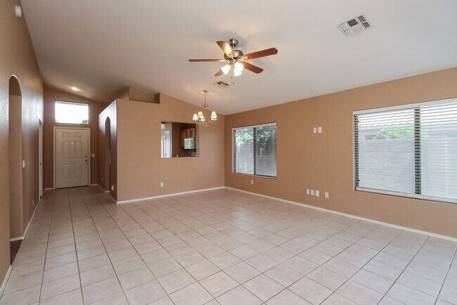 3881 E Wyatt Way Gilbert, AZ 85297 photo 3