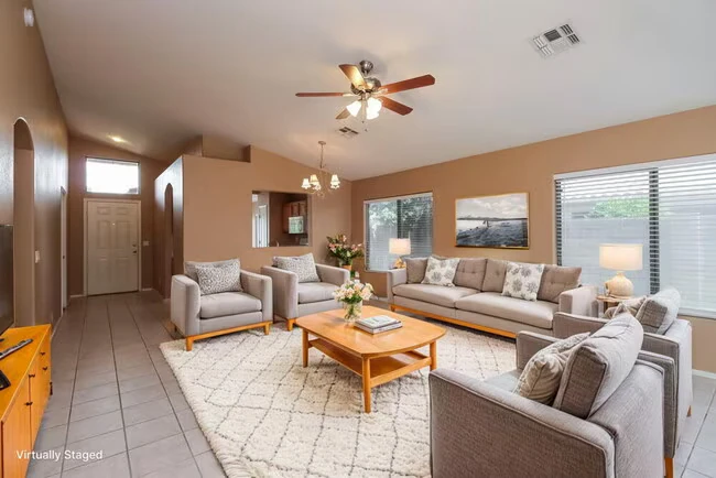 3881 E Wyatt Way Gilbert, AZ 85297 photo 2
