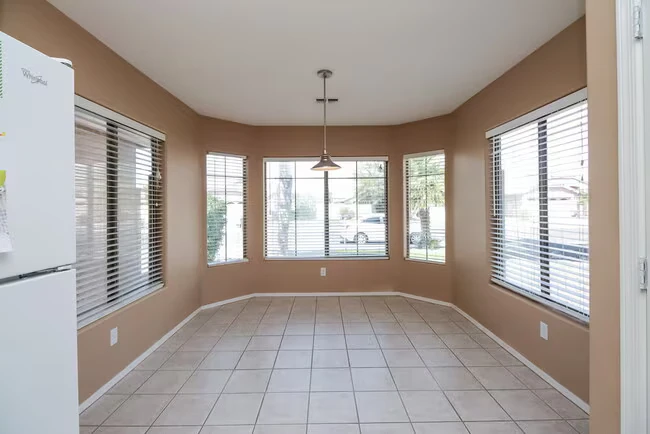 3881 E Wyatt Way Gilbert, AZ 85297 photo 4