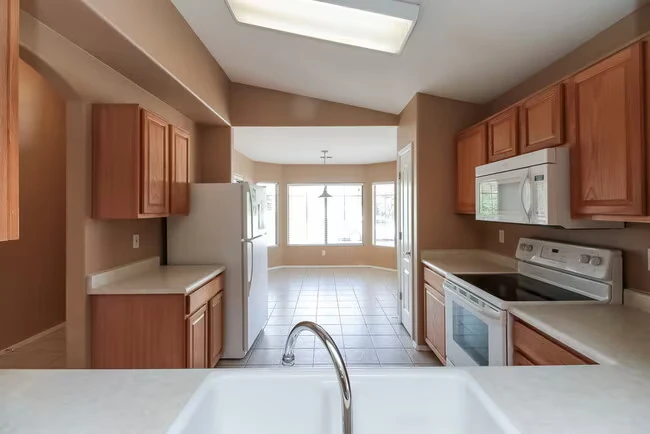 3881 E Wyatt Way Gilbert, AZ 85297 photo 5